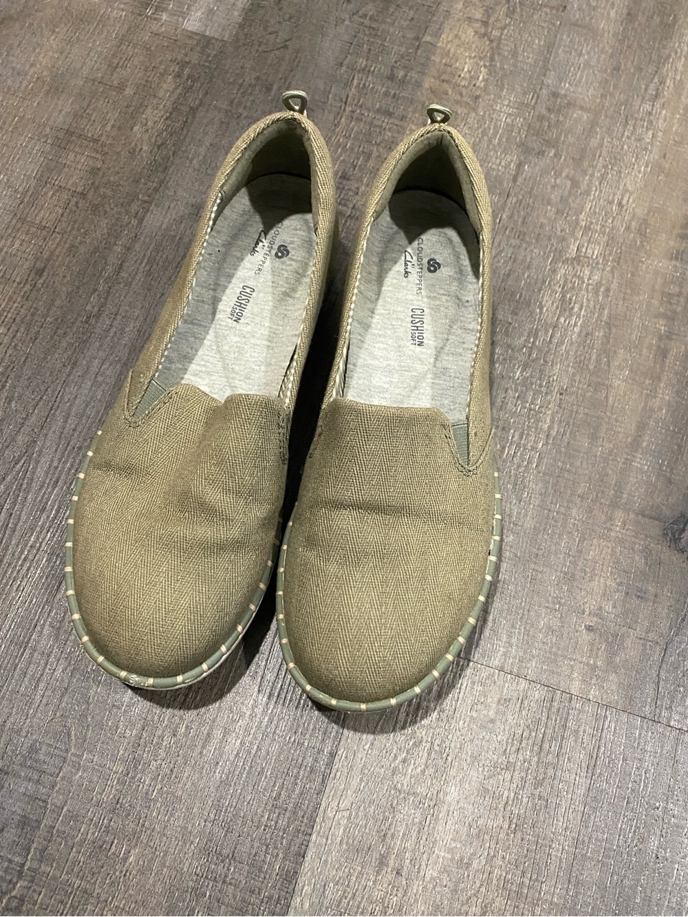 Clark Slip On Shoes READ DESCRIPTION FOR SIZE